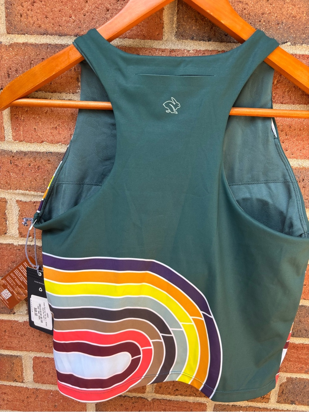 Rabbit Women’s Rainbow Performance Running Tank Top Size Large NWT - Picture 6 of 7